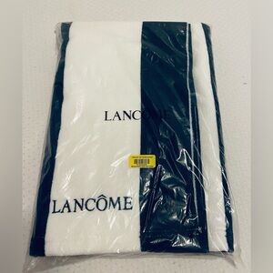Lancôme Navy White Bath Towel, NIP
